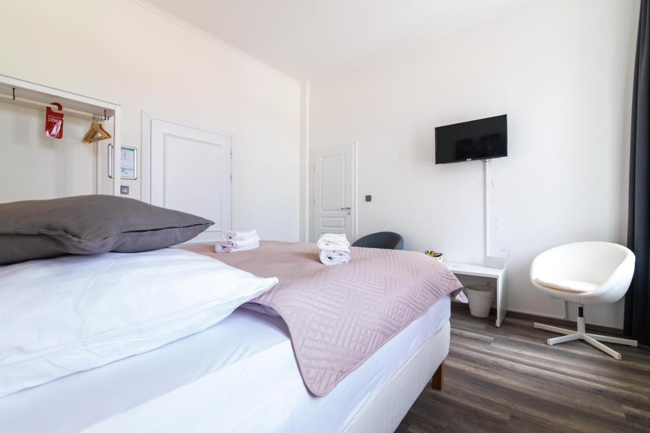 Hotel Am Hain Lubben Luaran gambar